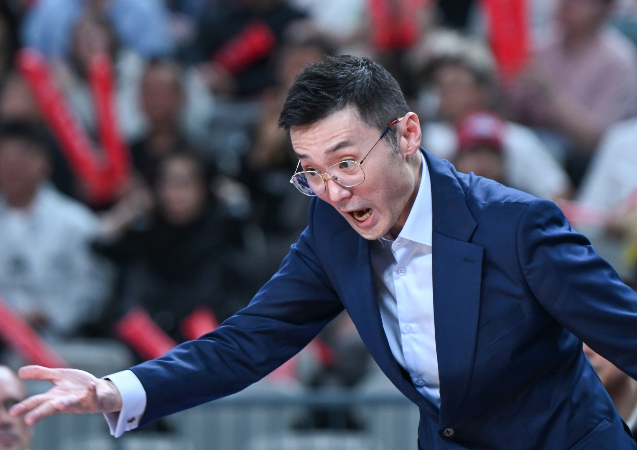 关于萨克拉门托国王赛后扳平良机；志在CBA常规赛名次提升；质疑声仍在；资深球员宣示担当的信息