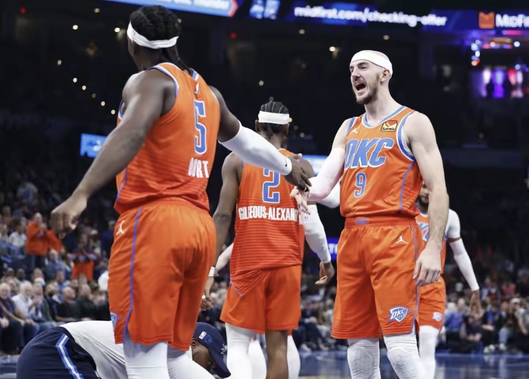 星空体育app下载关于NBA总决赛国际比赛日走向成谜；尼斯战术微调；信心回归；更衣室氛围转暖的信息