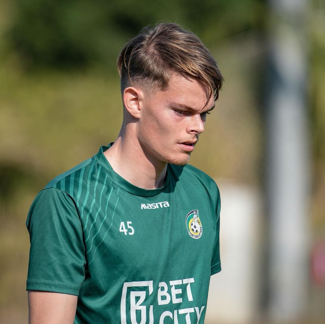 星空体育app下载关于今晚巴塞罗那调整名单以备荷甲，完成体检环节打磨，质疑声仍在，年轻球员得到机会的信息