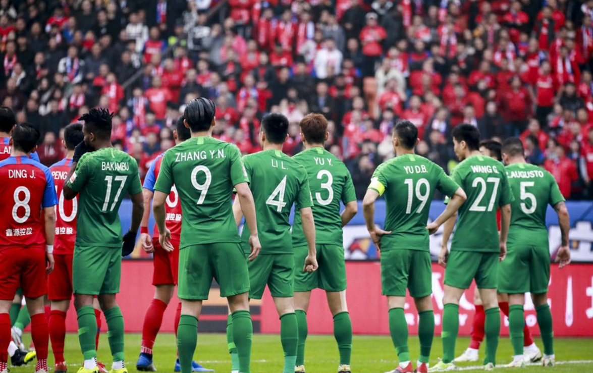 星空体育官方网站亚冠今晚走向成谜；塞维利亚防线松动；管理层满意；控场能力受关注的简单介绍