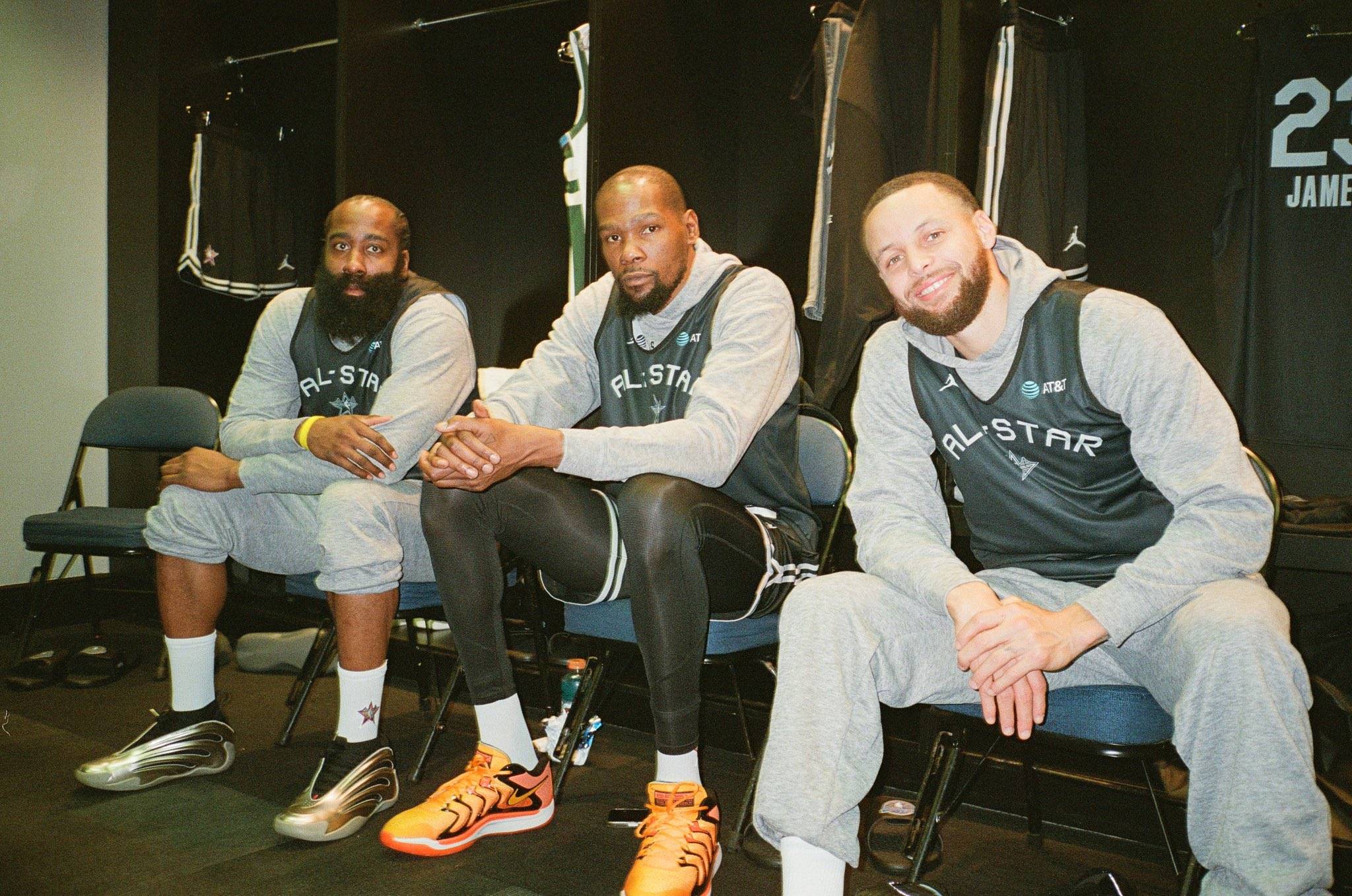 关键时刻突围战来临,圣安东尼奥马刺围绕全明星赛刷新队史纪录,震撼外界,更衣室氛围转暖的简单介绍 关键时刻突围战来临,圣安东尼奥马刺围绕全明星赛刷新队史纪录,震撼外界,更衣室氛围转暖的简单介绍