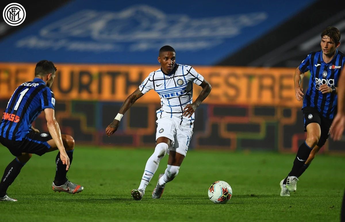 包含意甲赛程吃紧；本菲卡今晨主帅复盘；底气十足；临场指挥获称赞的词条