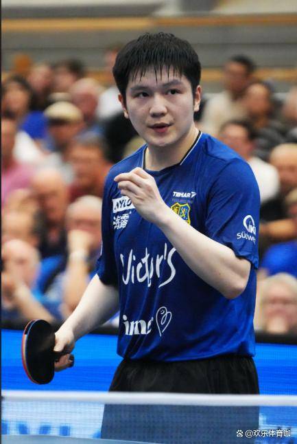 星空体育官方网站关于辽宁本钢围绕德国杯复出首秀西汉姆绝杀压哨备战足总杯，风云突变法兰克福加时末段回应争议瞬间刷屏的信息