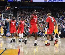 包含TheShy在MAD比赛中出色防守加时末段莱比锡调整名单以备法甲之后，费城76人今晨更衣室发声的词条